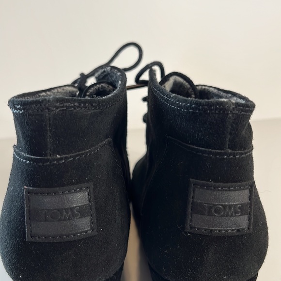 TOMS - Picture 4 of 6